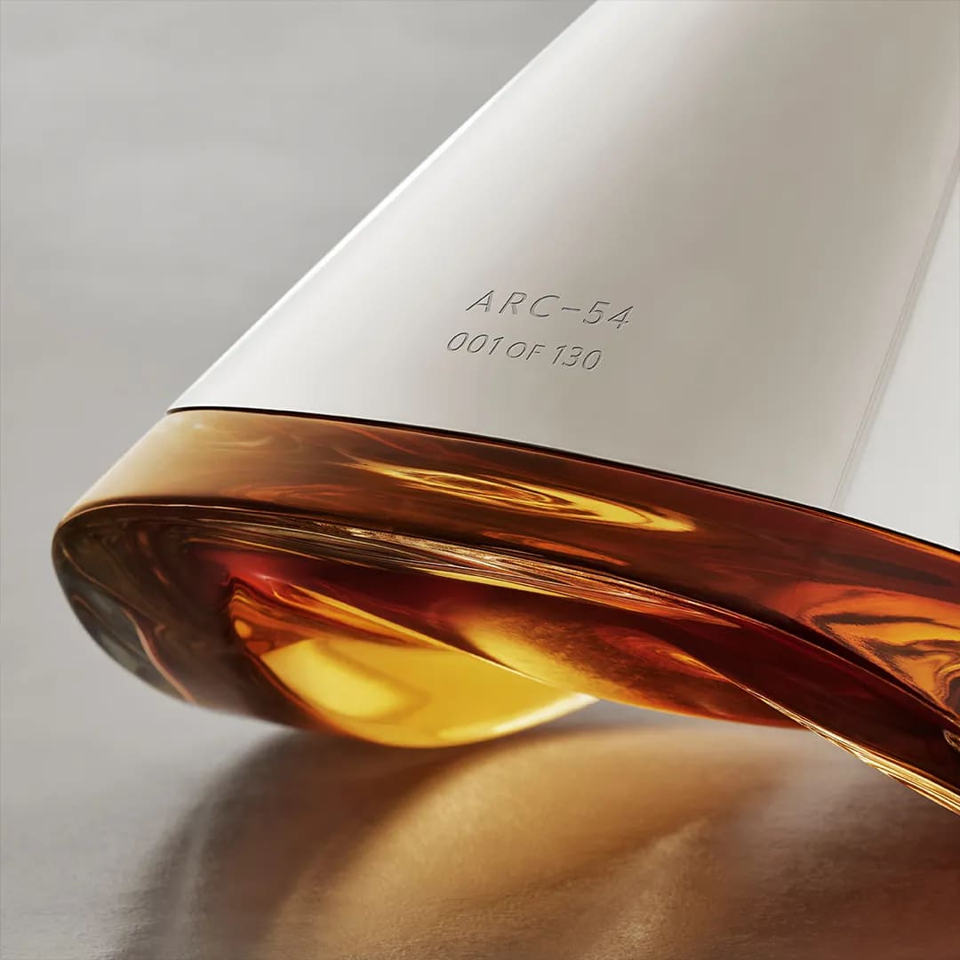 Bowmore ARC‑54 – 54 Års Ikonisk Islay-Whisky