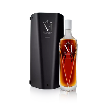 The Macallan M Decanter - 2022 Release Box og Flaske