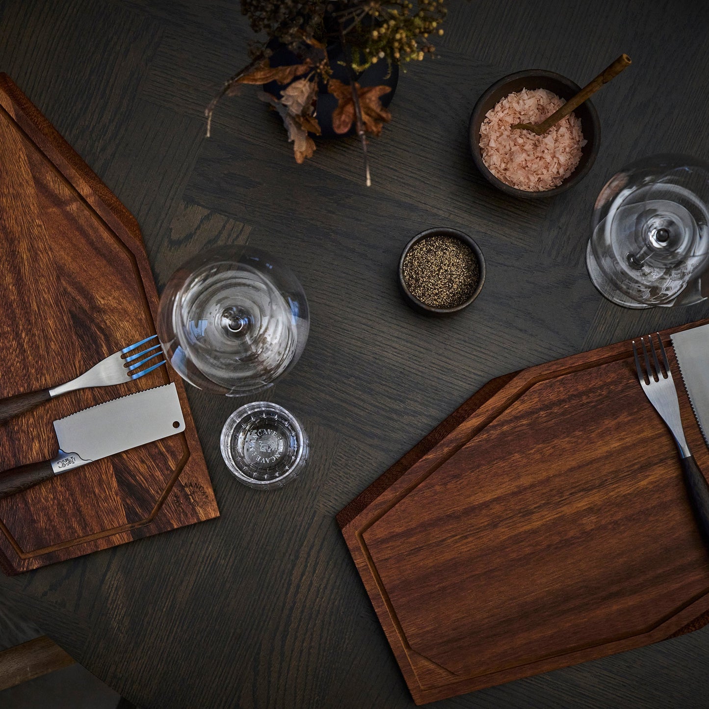 The Chef's Cutting Board