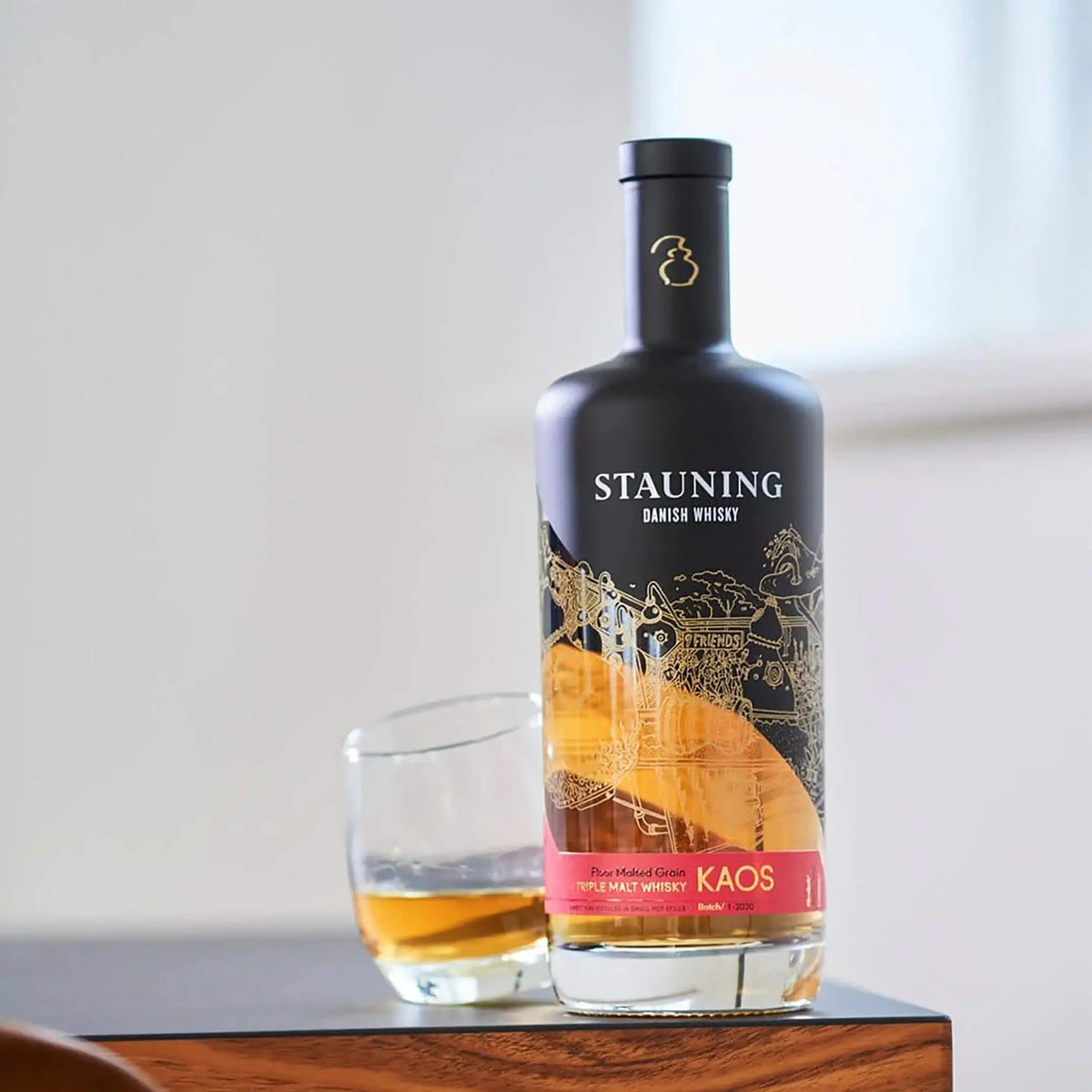 Stauning Whisky KAOS Whiskystack