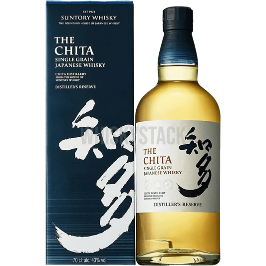 Suntory Chita japansk whisky flaske på enkel baggrund, fremviser dens glatte og sofistikerede smag